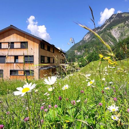 Verwall Apartment Arlberg - Mit Sauna, Balkon Und Skiraum 발트 암 알베르크 외부 사진